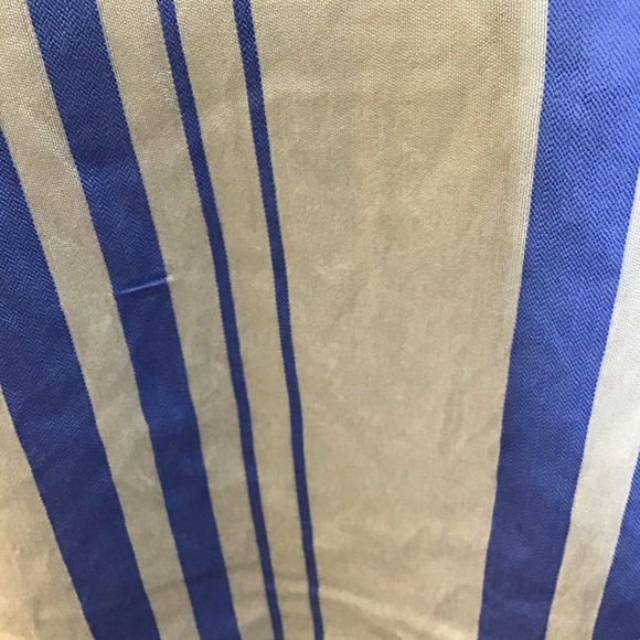 Very J Blue/white striped bell sleeve top L NWT - Picture 3 of 6